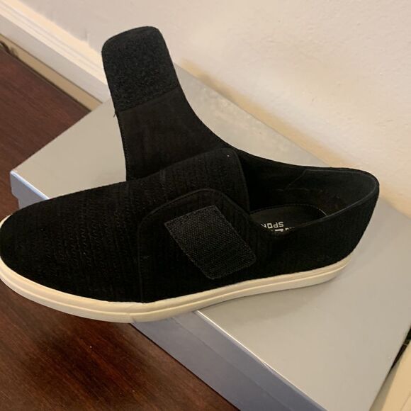 VANELi oberon leather upper and lining slip on sneaker size 7,5 new - Picture 12 of 12